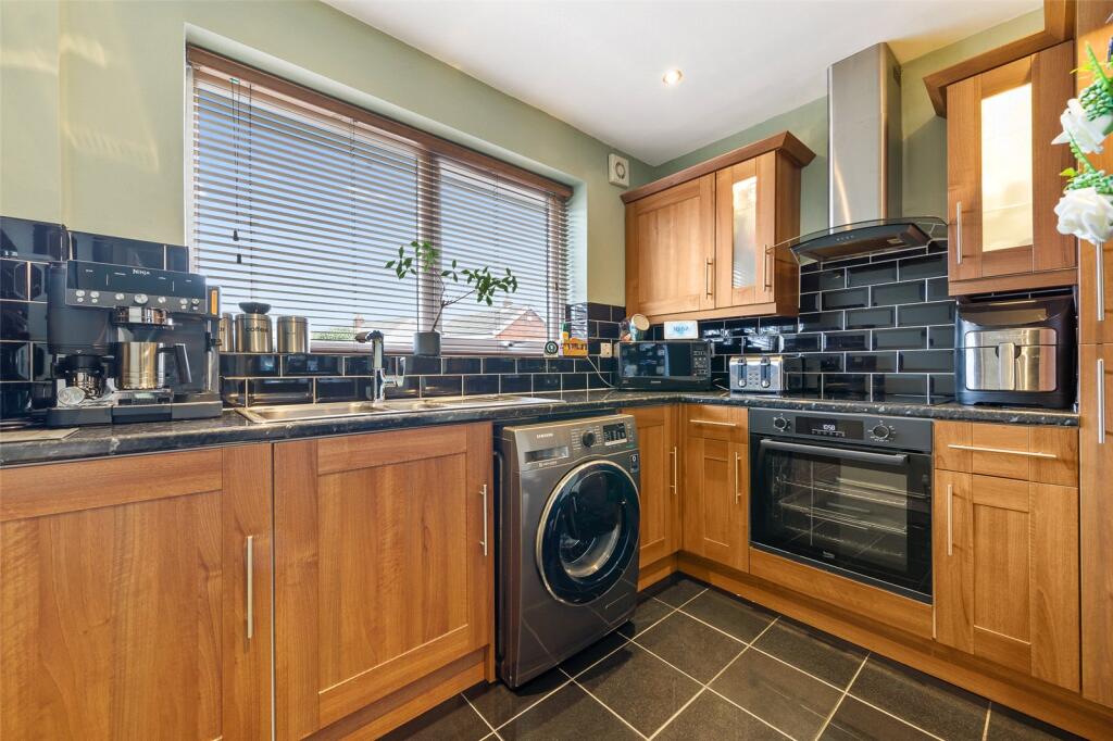 Lancaster Drive, Southport, Lancashire, PR9 photo 4