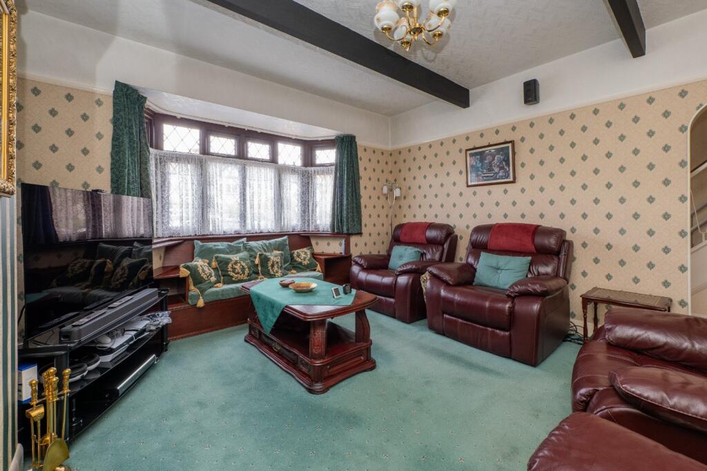 Nightingale Road, Carshalton, SM5 photo 4