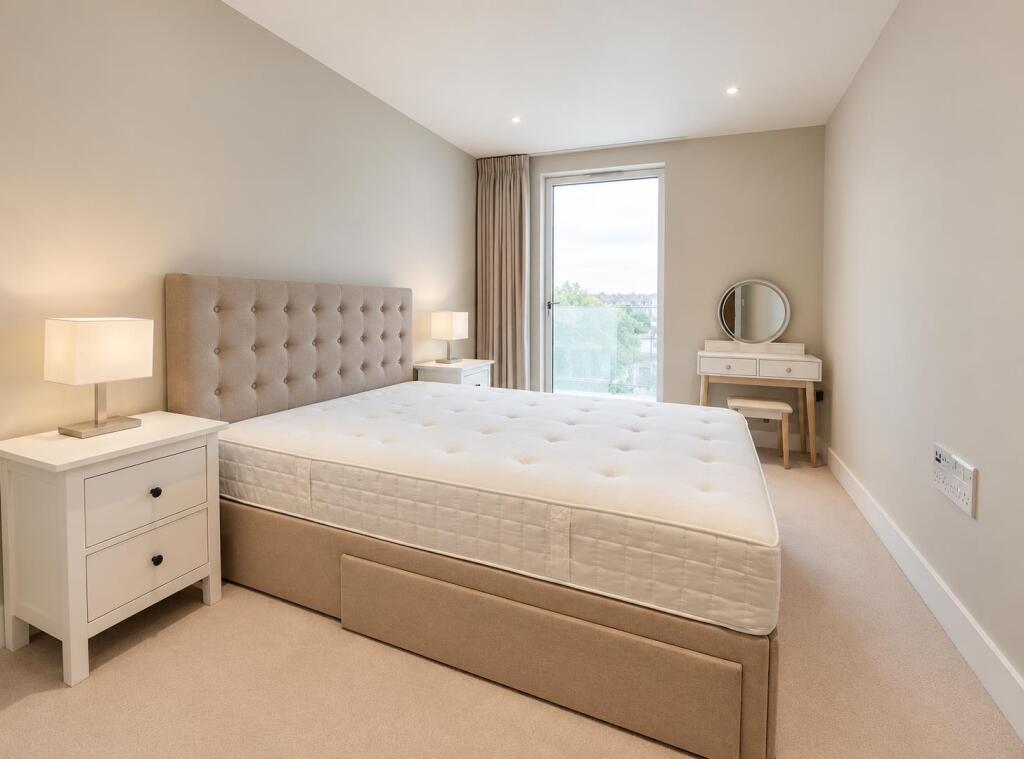 Apartment in London - View 3