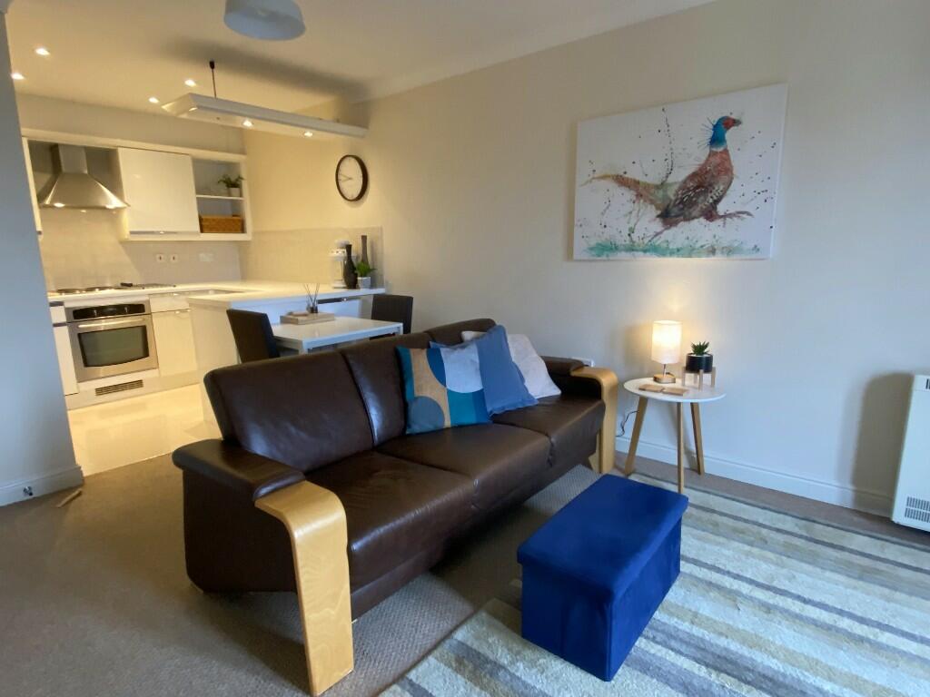 Apartment in Northampton - View 4