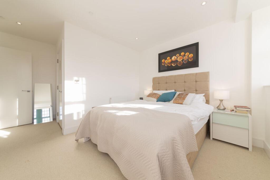 Apartment in London - View 4