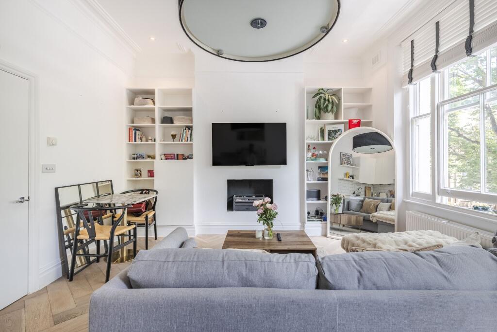 Apartment in London, Earl's Court - View 4