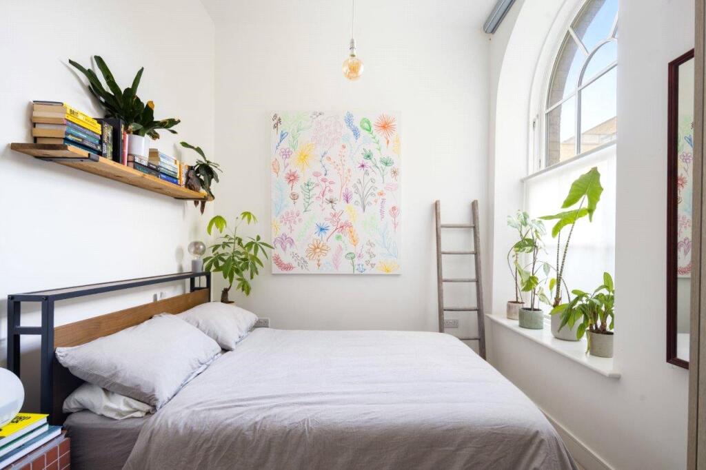 Apartment in London, St Clements, Bow - More