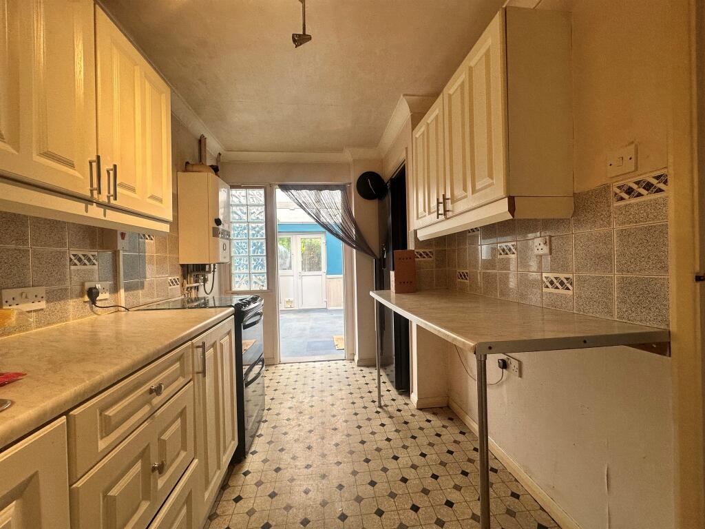 House in Northampton - View 4