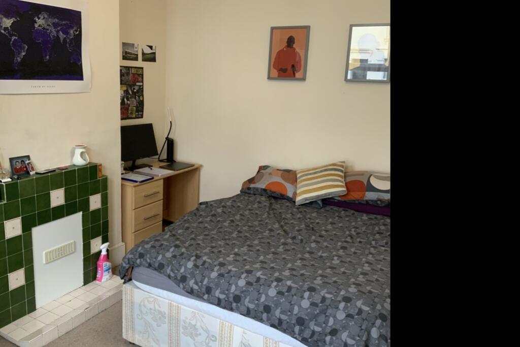 House in Brighton - View 4