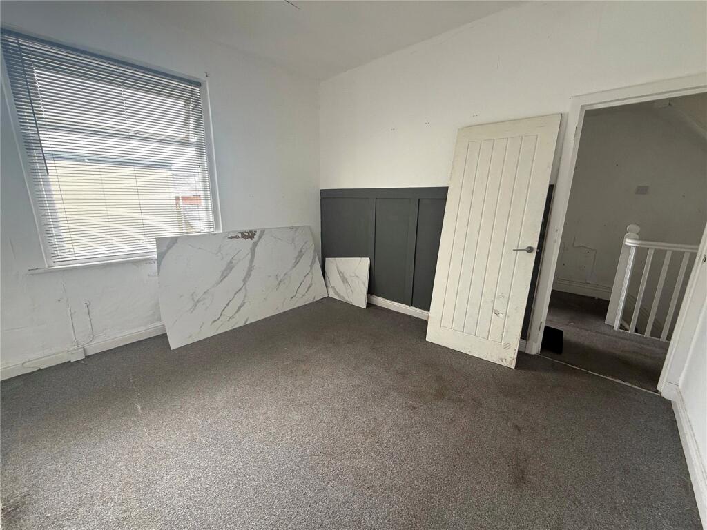 Apartment in Blackpool, South Shore - More
