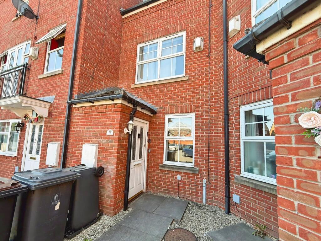 Main image of property: Silken Court, Nuneaton, CV11