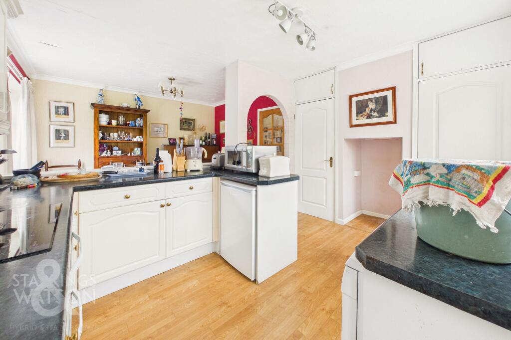 House in Broadland, Blofield - More