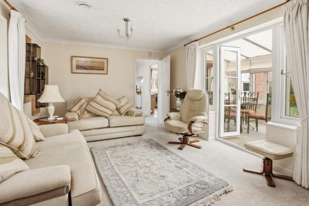 House in Stratford-on-Avon, Stratford-upon-Avon - View 3