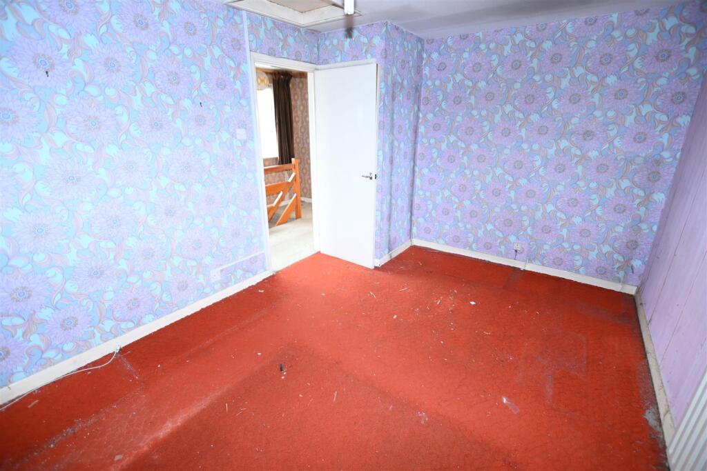 House in Southend-on-Sea - View 2