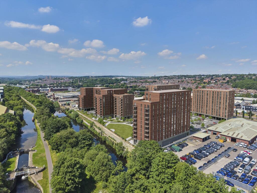 Apartment in Leeds - More