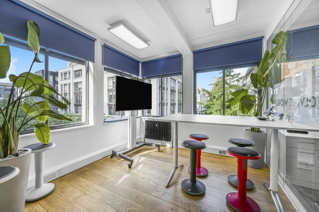office 1.jpg
