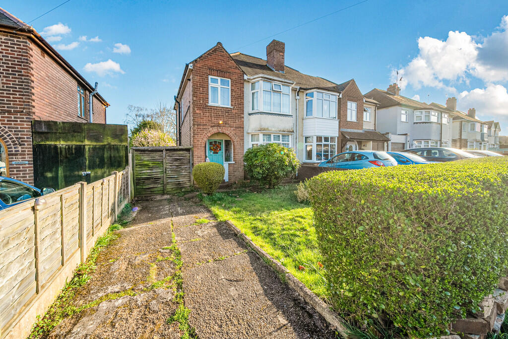 Main image of property: 19 Clee Avenue, Kidderminster