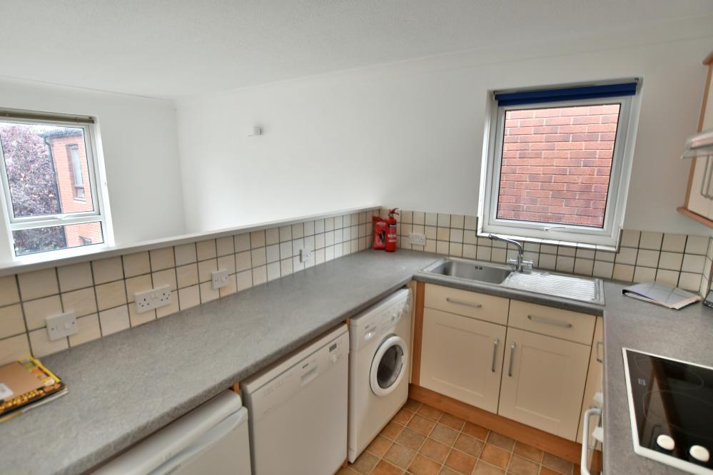 Apartment in Bournemouth - More