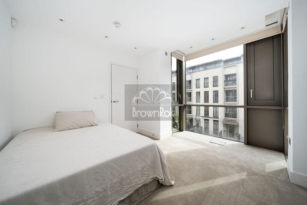 3 bedroom town house for rent