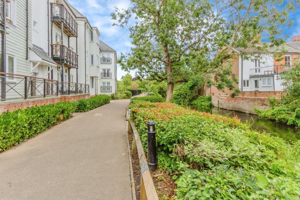 Main image of property: Great Stour Mews, Canterbury