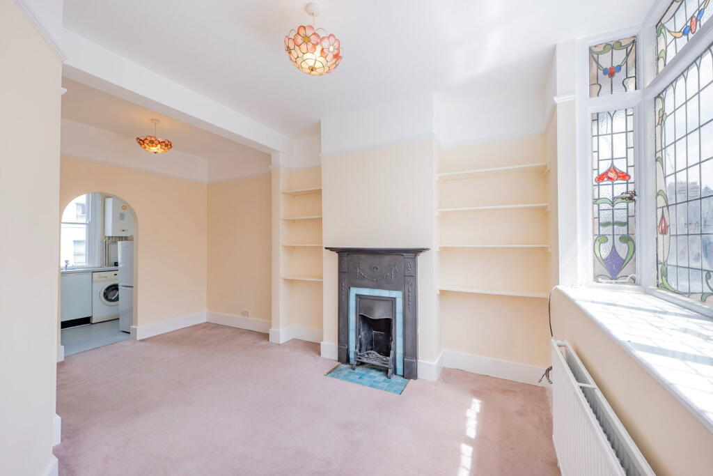 Apartment in Tonbridge - View 4