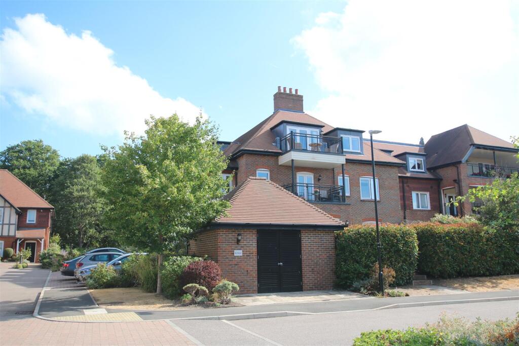 Main image of property: HARTFIELD ROAD, LEATHERHEAD, KT22