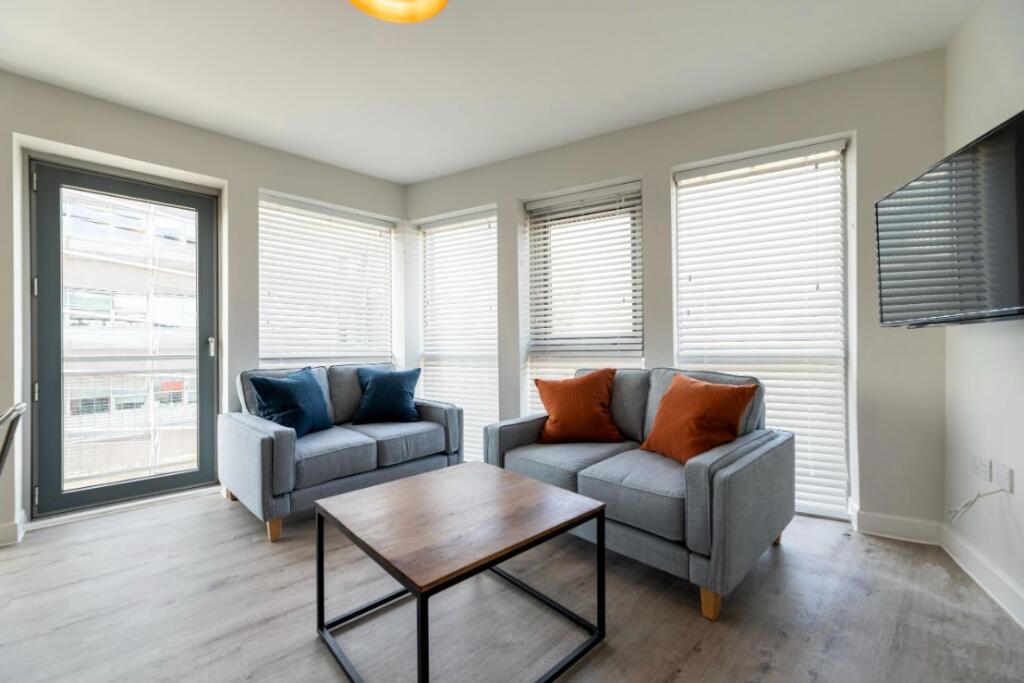 Apartment in Newcastle upon Tyne - View 2