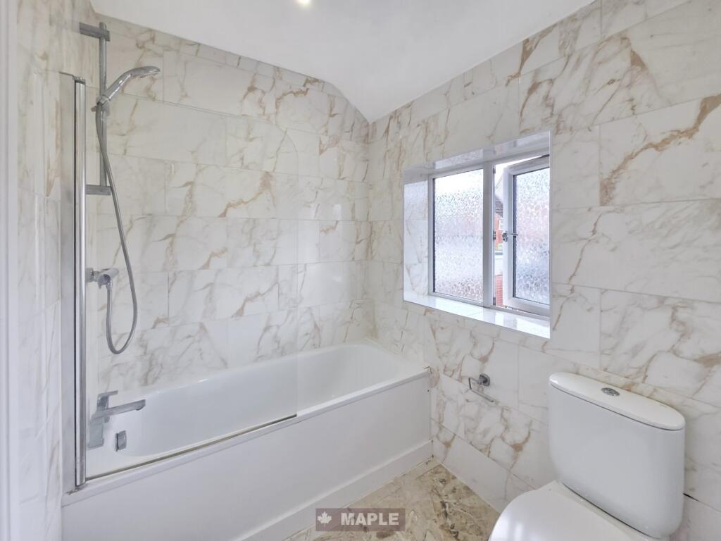 House in Watford - View 5