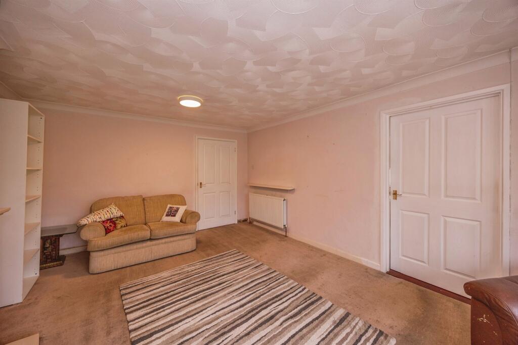 House in Havant, Hampshire - More