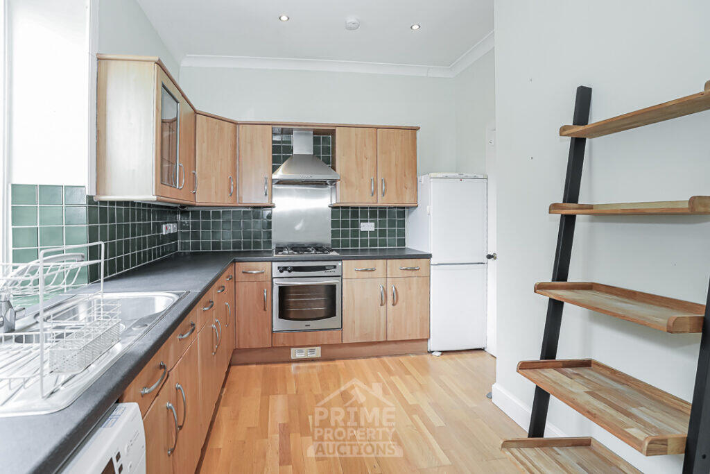 Apartment in Edinburgh - View 5