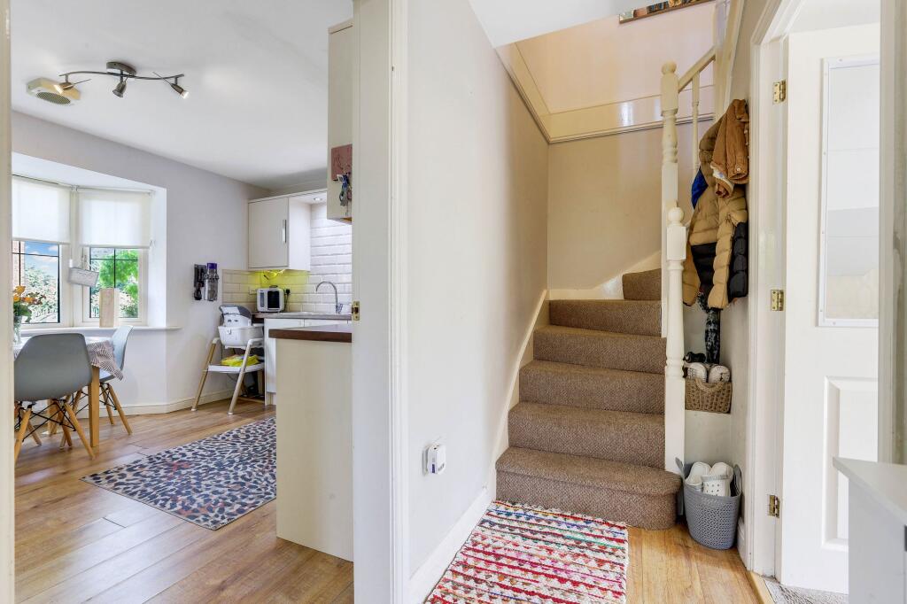 Hunters Chase, Mansfield Woodhouse, NG19 - More