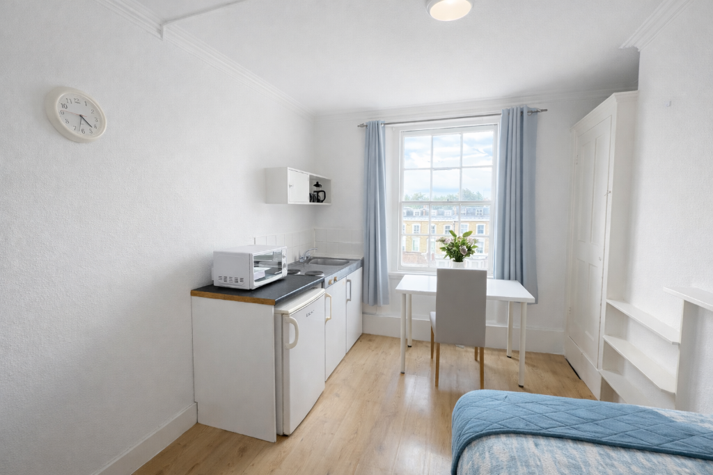 Studio flat for rent