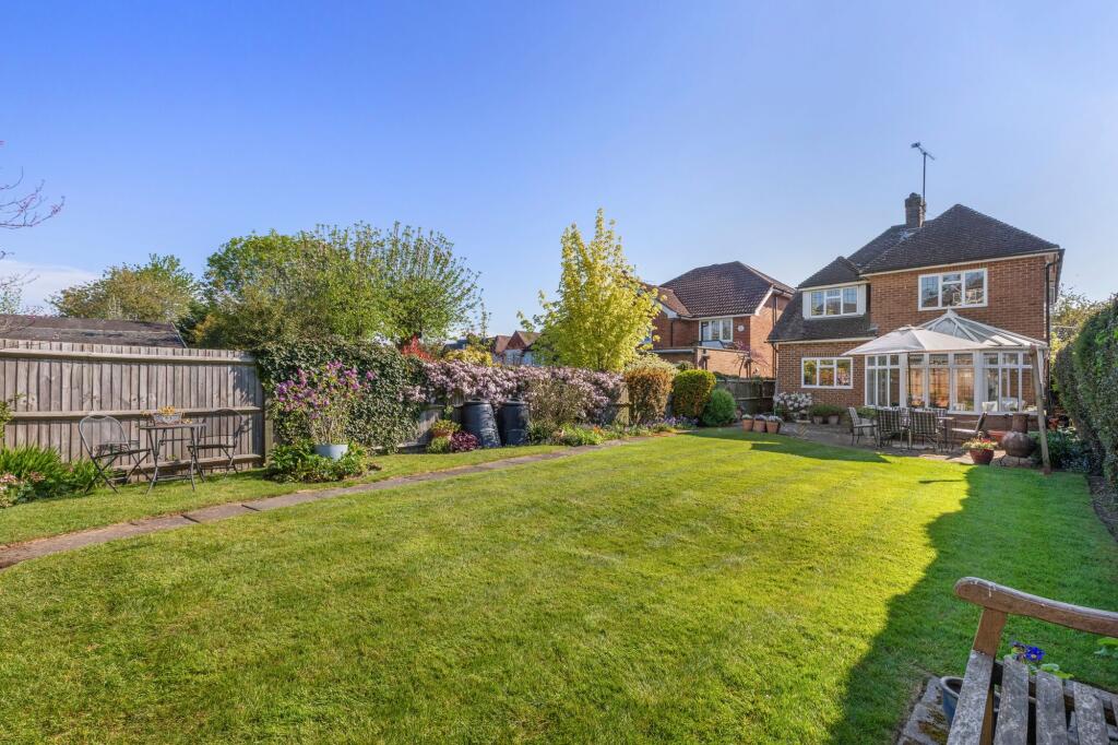 Main image of property: Amersham Road, Beaconsfield, HP9
