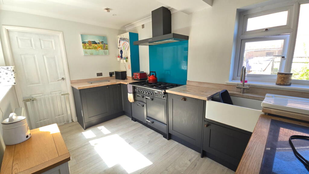 Mayfair Drive, Newbury, RG14 6EE - View 3