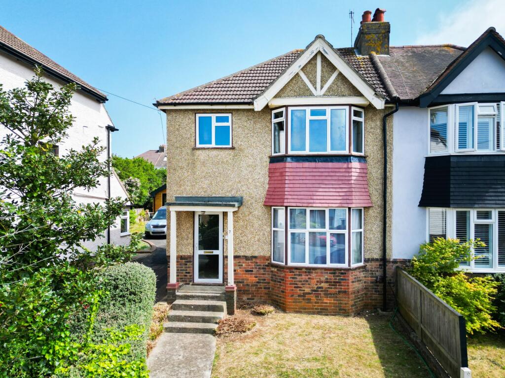 Acacia Avenue, Hove, BN3