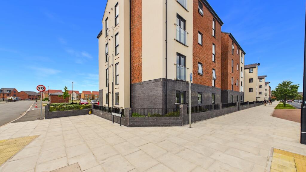 Apartment in Doncaster, South Yorkshire - View 4