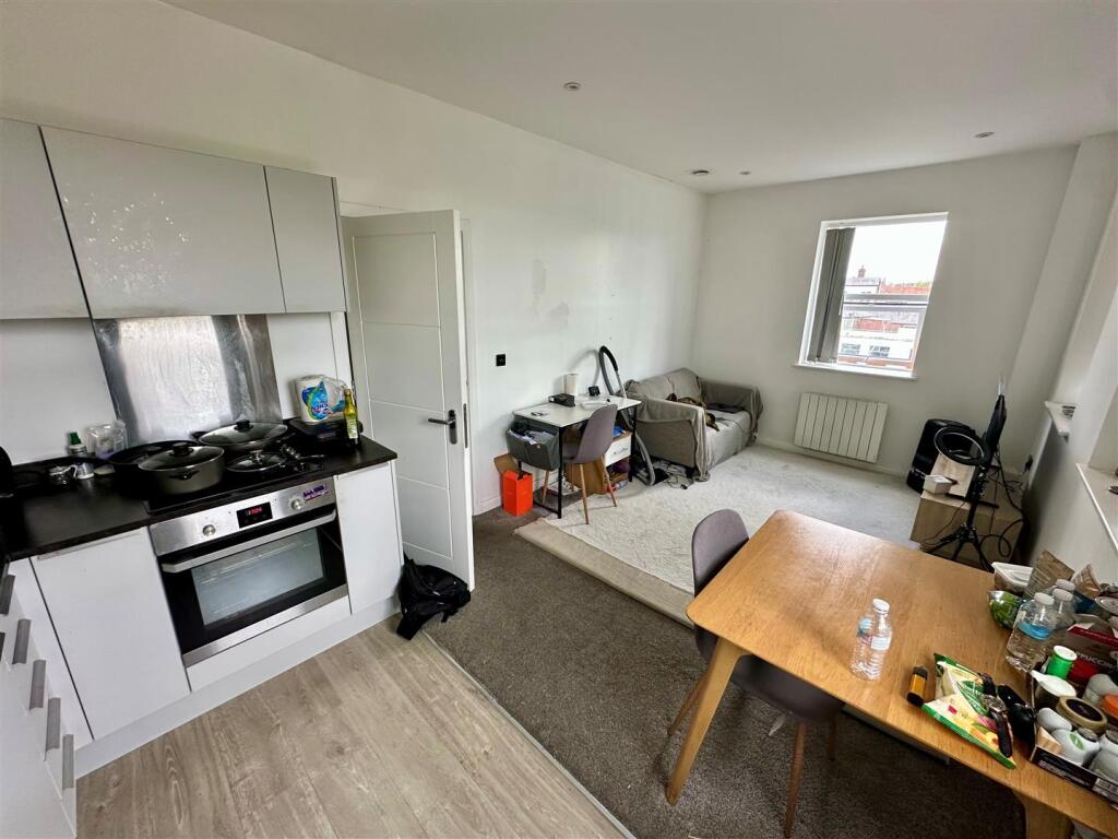 Apartment in Bolton, Greater Manchester - More