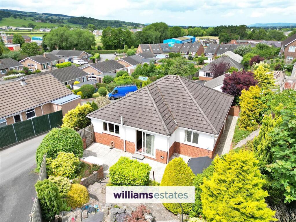2-bed bungalow on Min Yr Afon, Ruthin, LL15, £275,000
