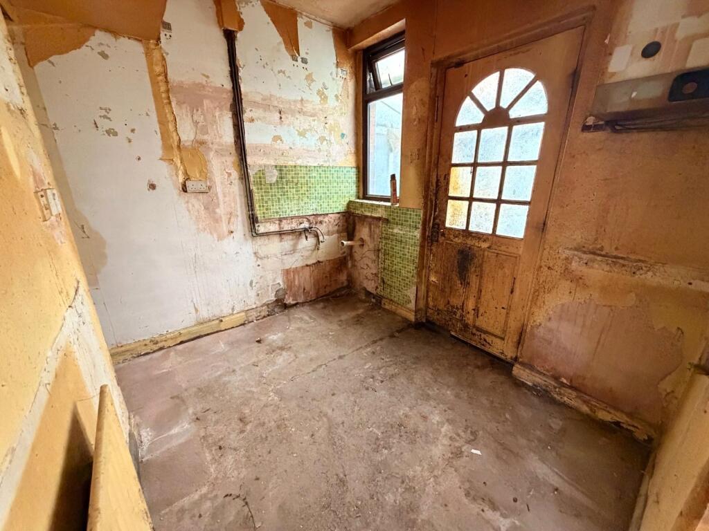 House in Bolton, Middlebrook, Horwich - More