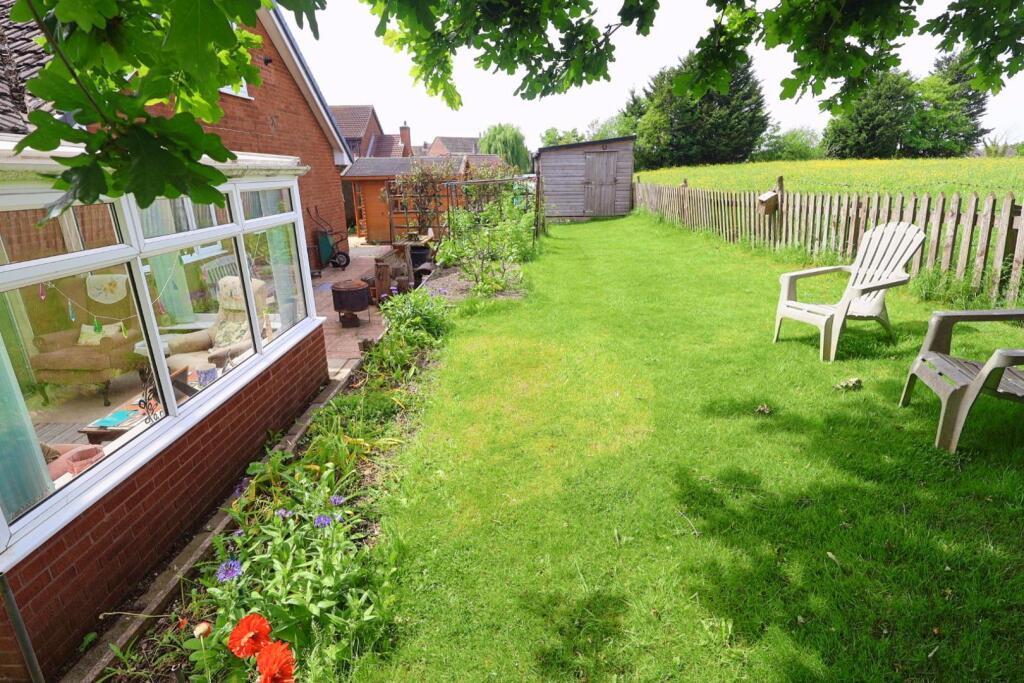 Fox Lane, Waverton, Chester photo 2