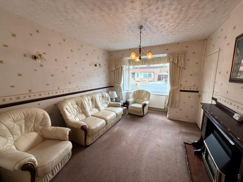Glenmore Drive, Failsworth, Manchester photo 4