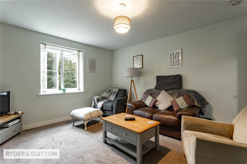 Apartment in Rochdale, Greater Manchester - View 3