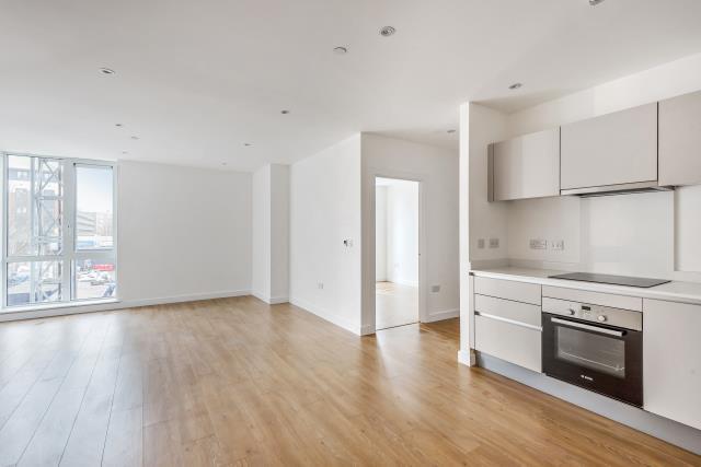 Apartment in Reading - View 2