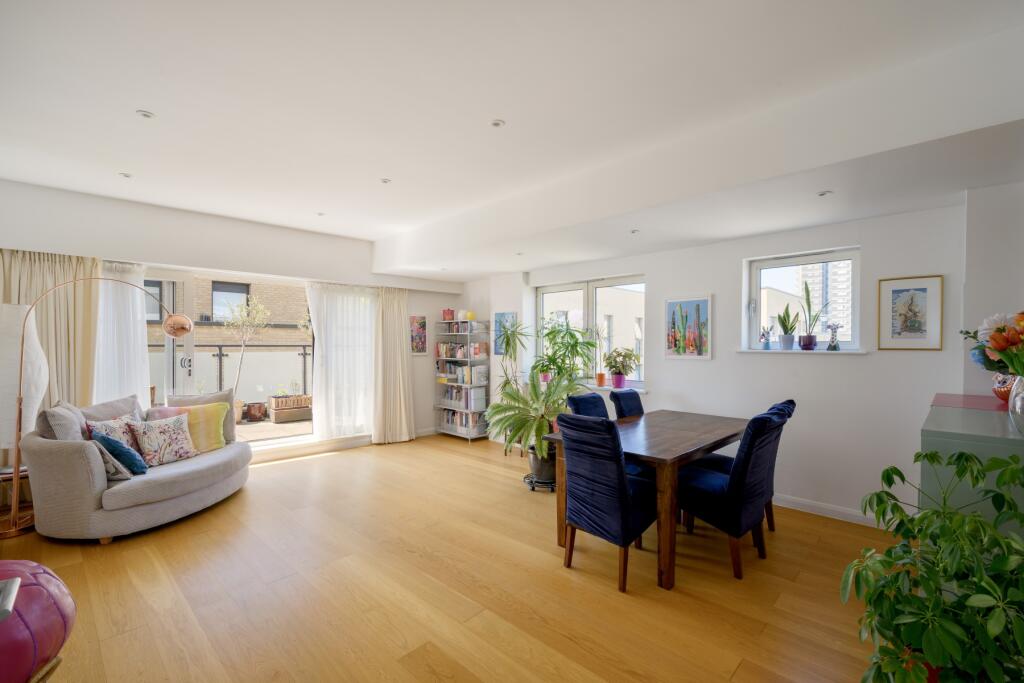 Main image of property: Artichoke Hill, Wapping, London, E1W