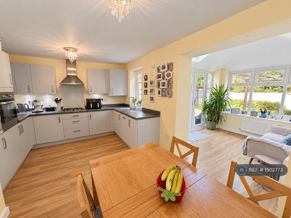 House in Tarporley - More