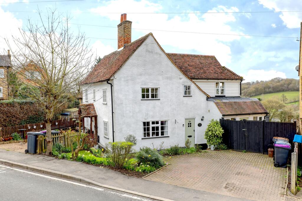 Main image of property: Cambridge Road, Thundridge, SG12