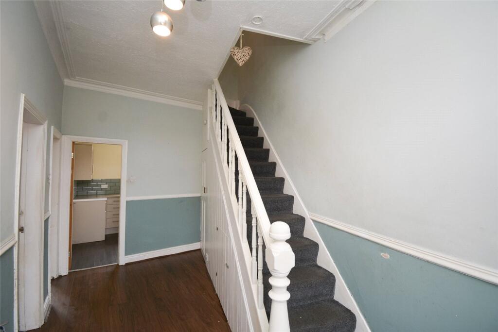 House in Wallasey, Liscard - More