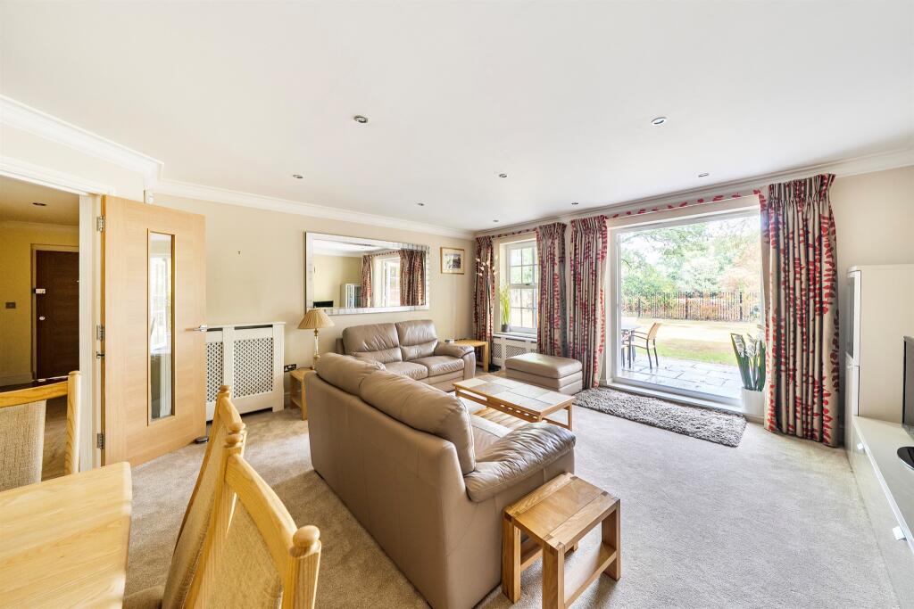 Apartment in Slough, Windsor and Maidenhead - More