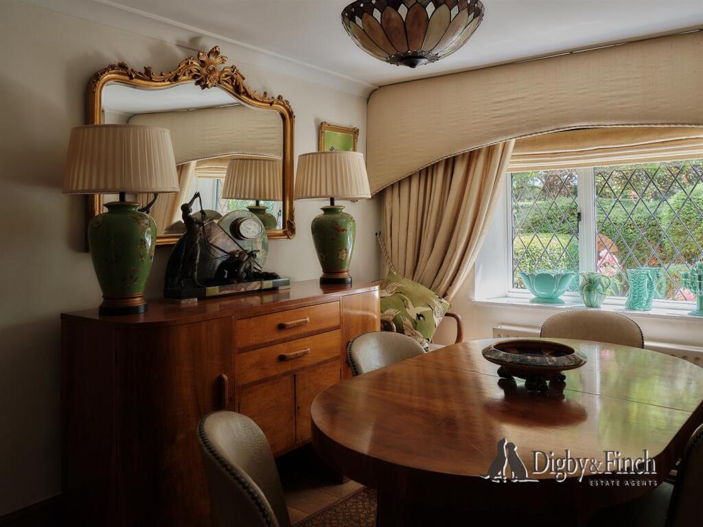 House in Laxton - More