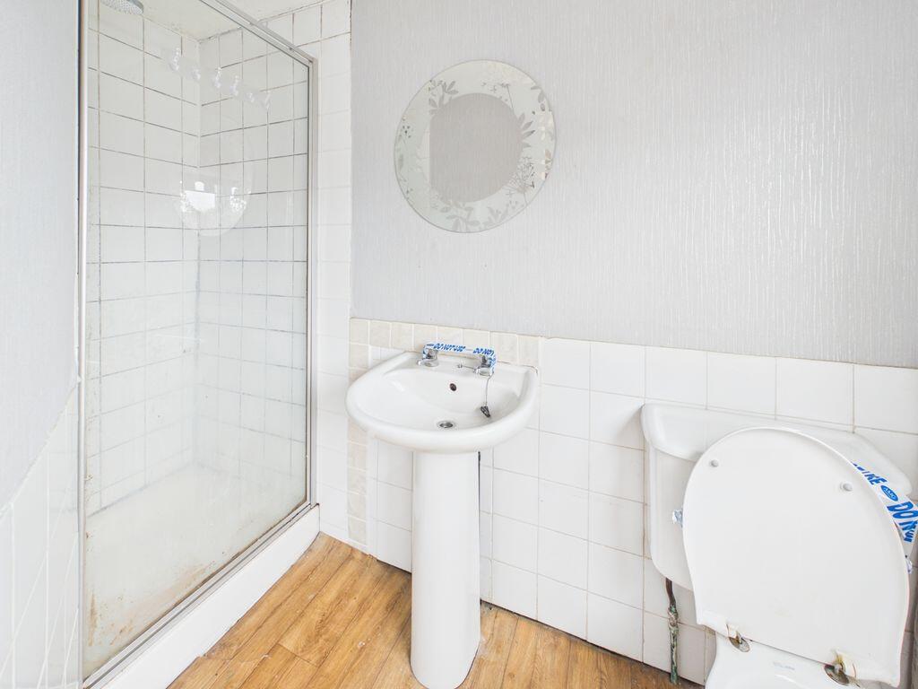 House in Rochdale, Greater Manchester - More