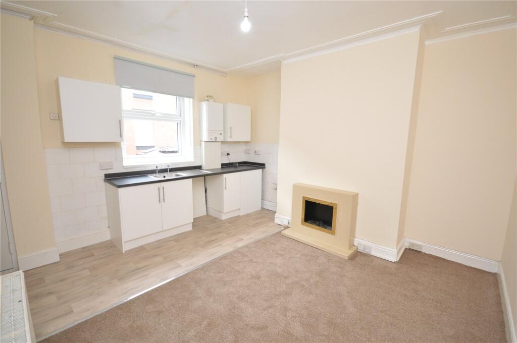 House in Leeds, Islington, Holbeck - View 2