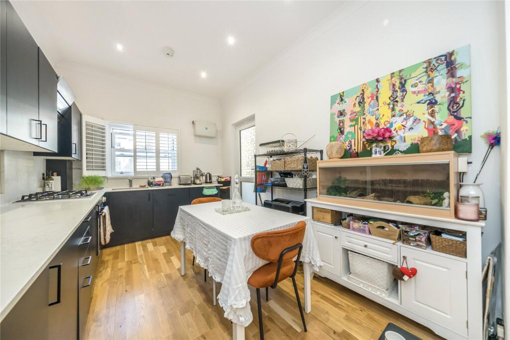 Apartment in London, Lower Clapton, Hackney - View 4