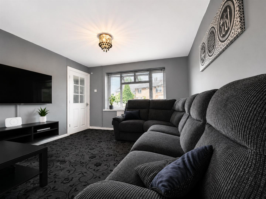 House in Hemel Hempstead - View 2