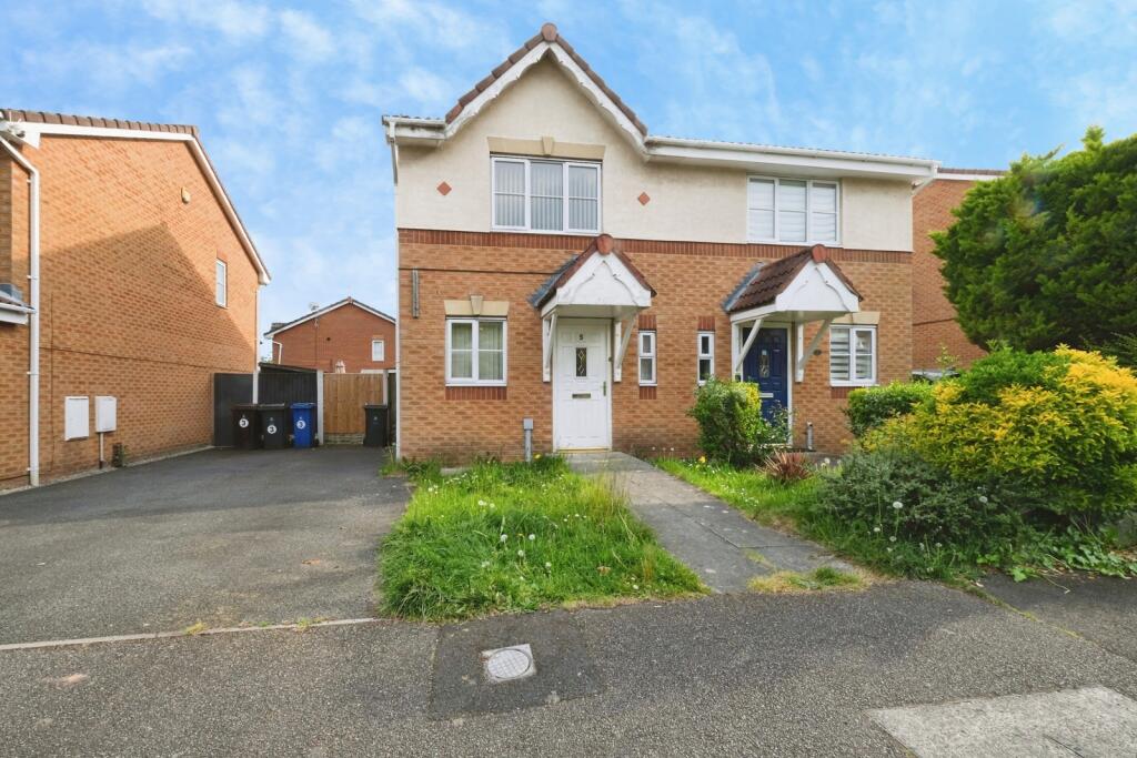 Main image of property: Stirling Lane, Hunts Cross, Liverpool, Merseyside, L25